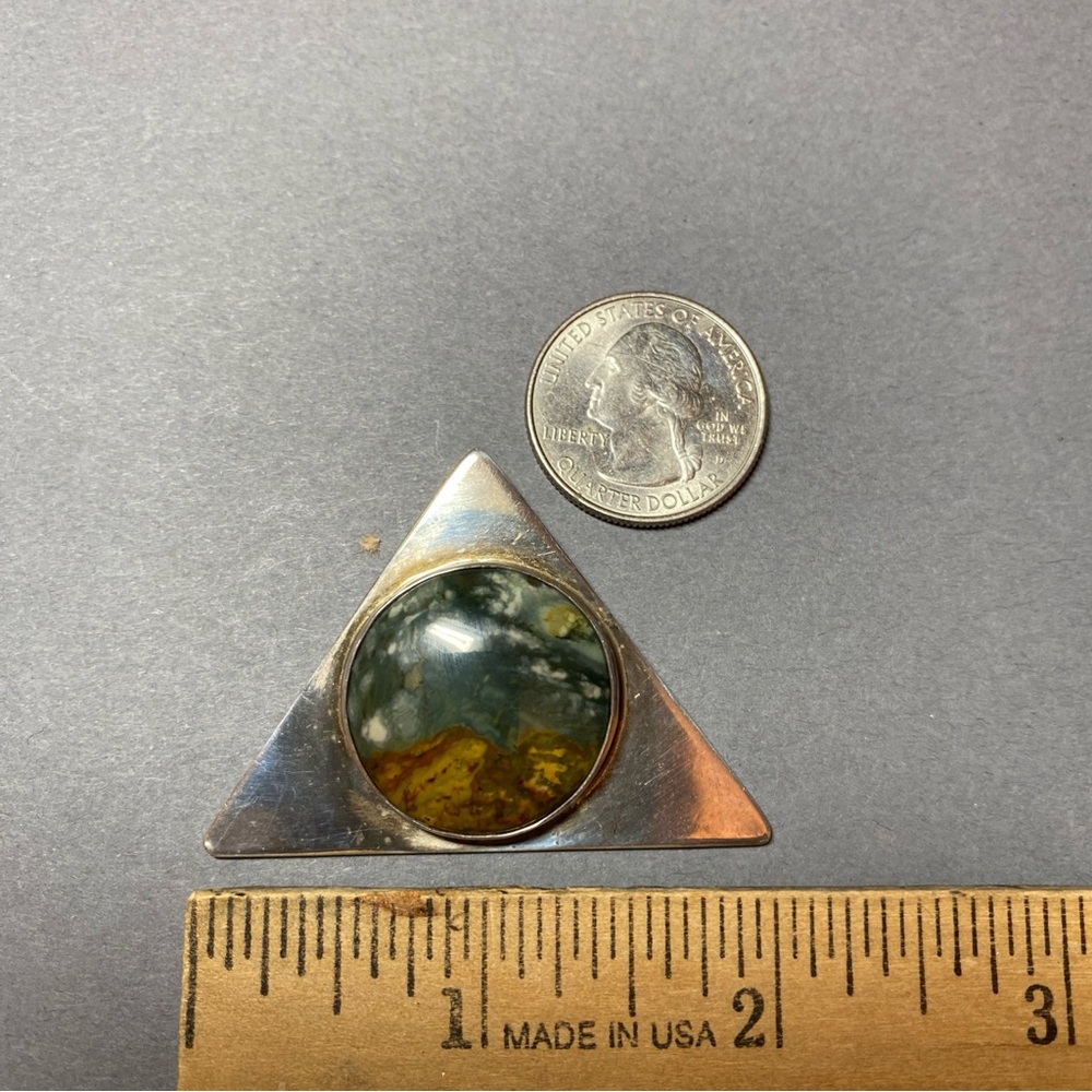 Vintage artisan gemstone mountain picture agate triangle sterling silver pendant - Picture 4 of 4